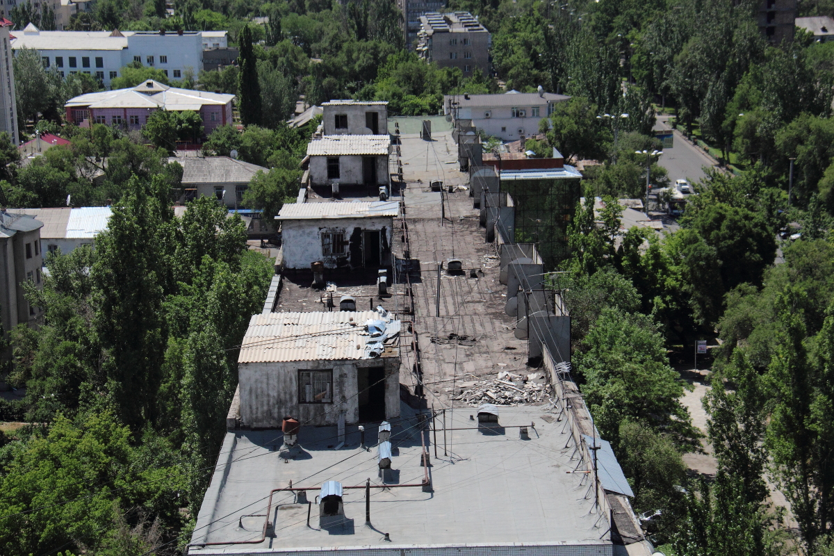 11 bishkek-rooftops_0413