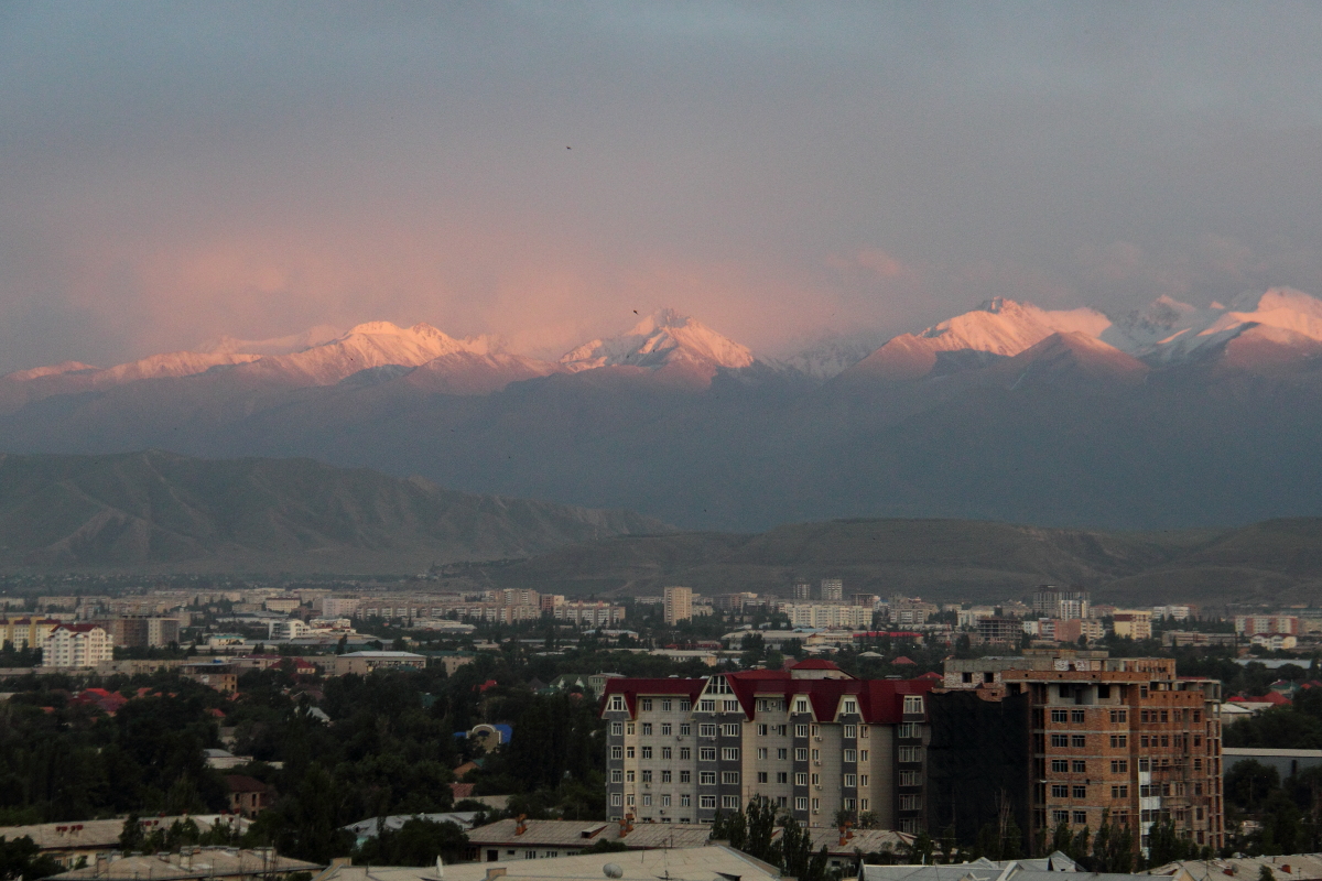 3 bishkek-rooftops_0421