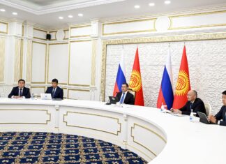 Орусия каржылаган үч мектептин курулушу башталды — ага Жапаров менен Путин онлайн катышты