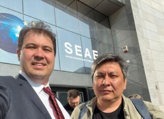 «Жаркын келечекке үмүт жок». «Клооптун» тең негиздөөчүсү жана материалдары эмнеге экстремисттик деп табылды